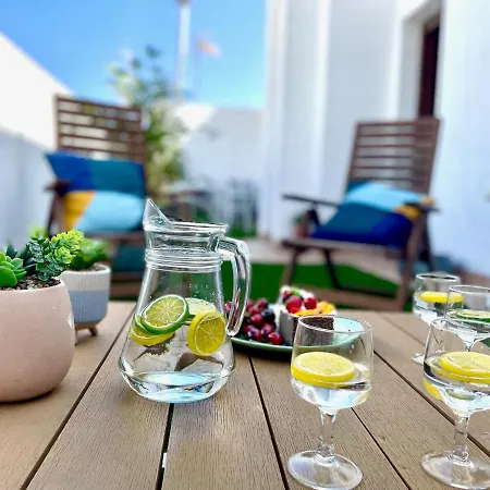 Apartamento Gatu Premium Atico Caleta , Preferente Mayores De 25 Anos Y Familias Cádiz