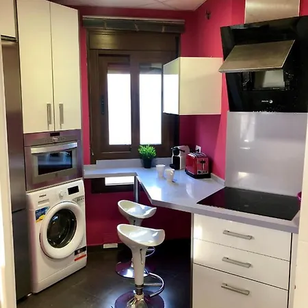 Gatu Premium Atico Caleta , Preferente Mayores De 25 Anos Y Familias Kadyks