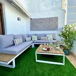Gatu Premium Atico Caleta , Preferente Mayores De 25 Anos Y Familias Apartment