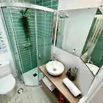 Gatu Premium Atico Caleta , Preferente Mayores De 25 Anos Y Familias Apartment Cadiz