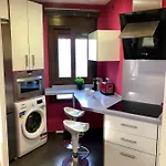 Gatu Premium Atico Caleta , Preferente Mayores De 25 Anos Y Familias Cadiz