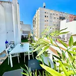 Gatu Premium Atico Caleta , Preferente Mayores De 25 Anos Y Familias * Cadiz