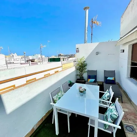 Gatu Premium Atico Caleta , Preferente Mayores De 25 Anos Y Familias Daire *