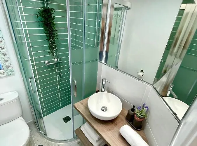 Gatu Premium Atico Caleta , Preferente Mayores De 25 Anos Y Familias Apartment Cádiz