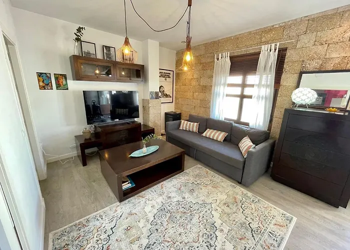 Gatu Premium Atico Caleta , Preferente Mayores De 25 Anos Y Familias Cádiz