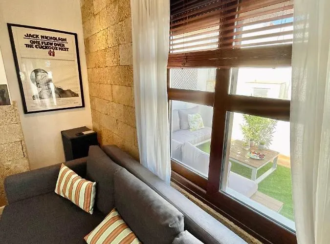 Gatu Premium Atico Caleta , Preferente Mayores De 25 Anos Y Familias Cádiz